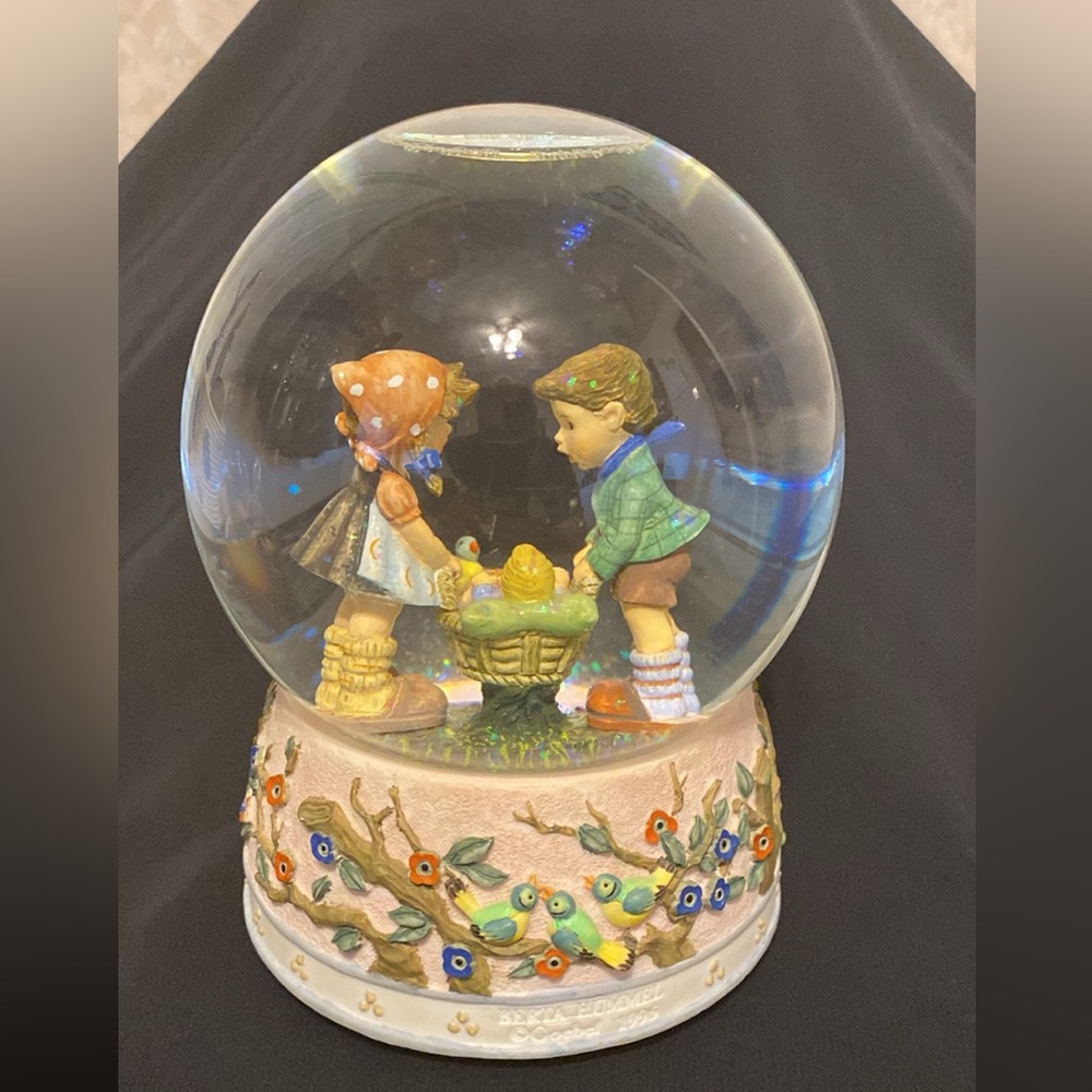 Special Delivery Musical Snow Globe by Berta Hummel!!!